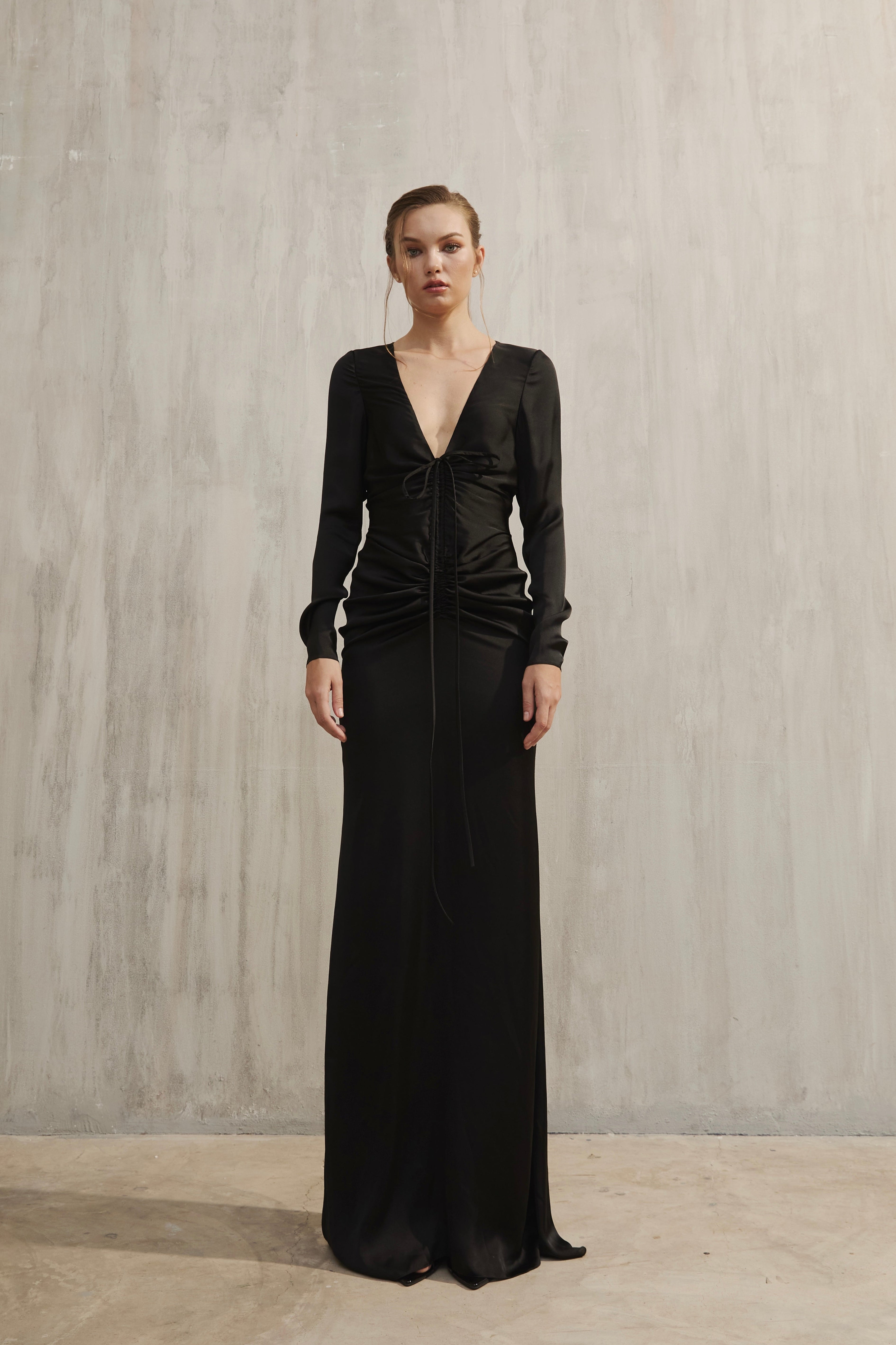 PATINYA -Power V Élite Long Dress (Pre-Order)