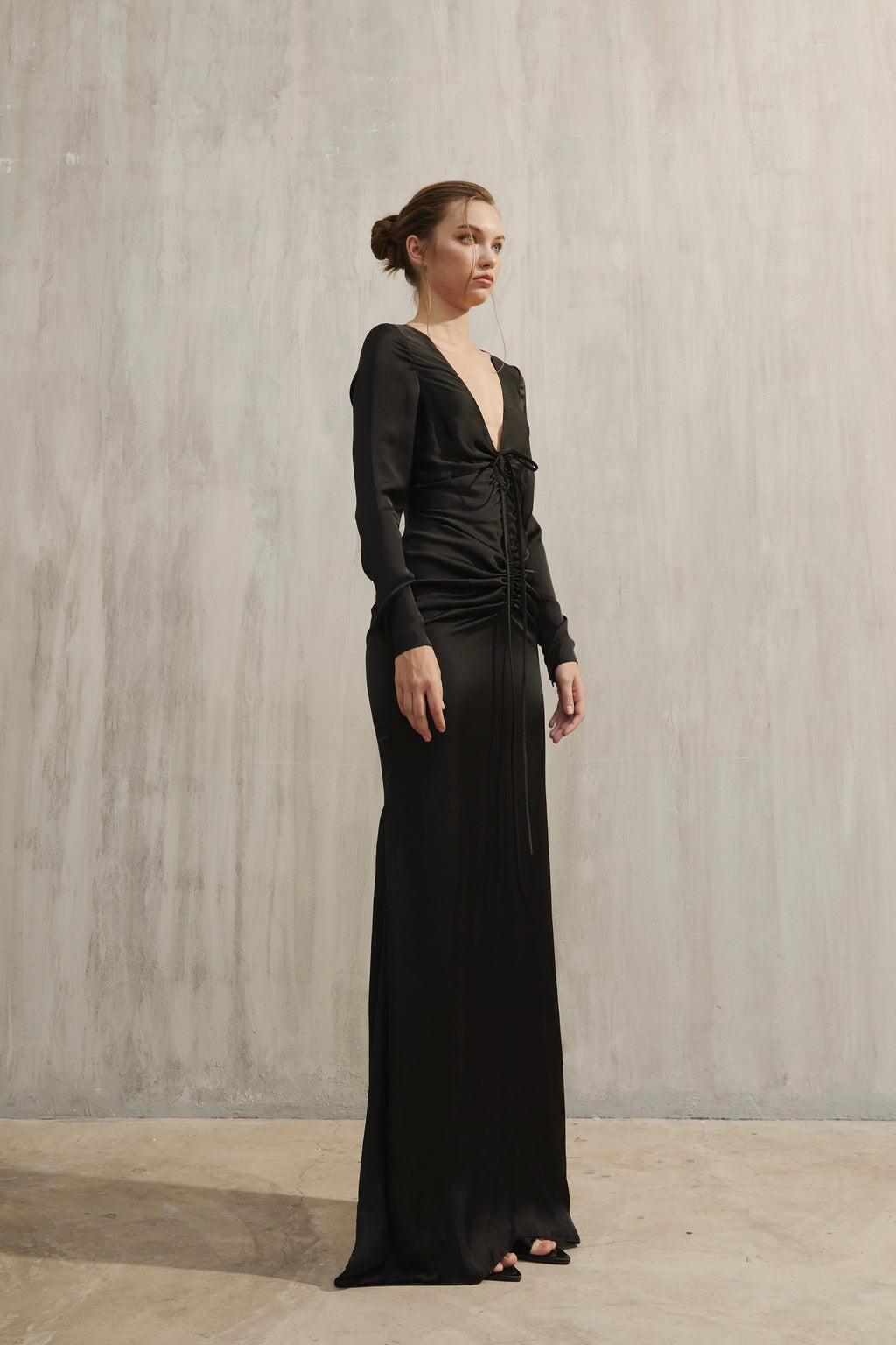 PATINYA -Power V Élite Long Dress (Pre-Order)