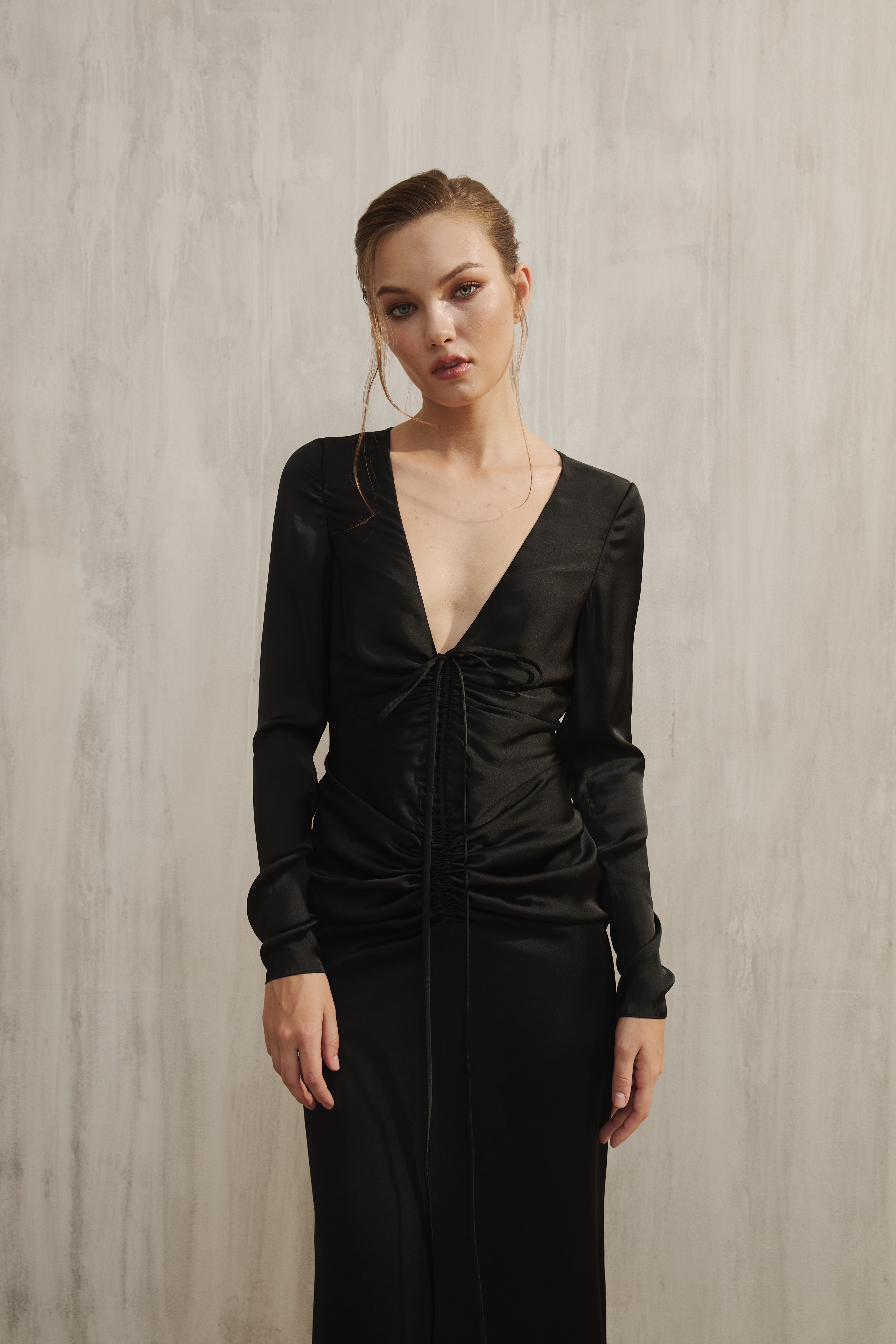 PATINYA -Power V Élite Long Dress (Pre-Order)